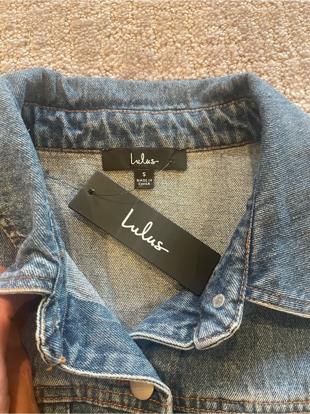 NWT Lulus Medium Wash Denim Mini Dress, Button Front, Short Sleeves, Size Small - Picture 5 of 16
